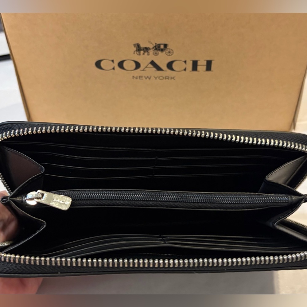 NWT COACH LIMITED EDITION STUDDED SCRIPT ZIPPER WALLET
7.5" (L) × 4" (H) - Picture 4 of 13